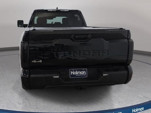 Used 2022 Toyota Tundra SR5 w/ SR5 Premium Package AWD/4WD image 7