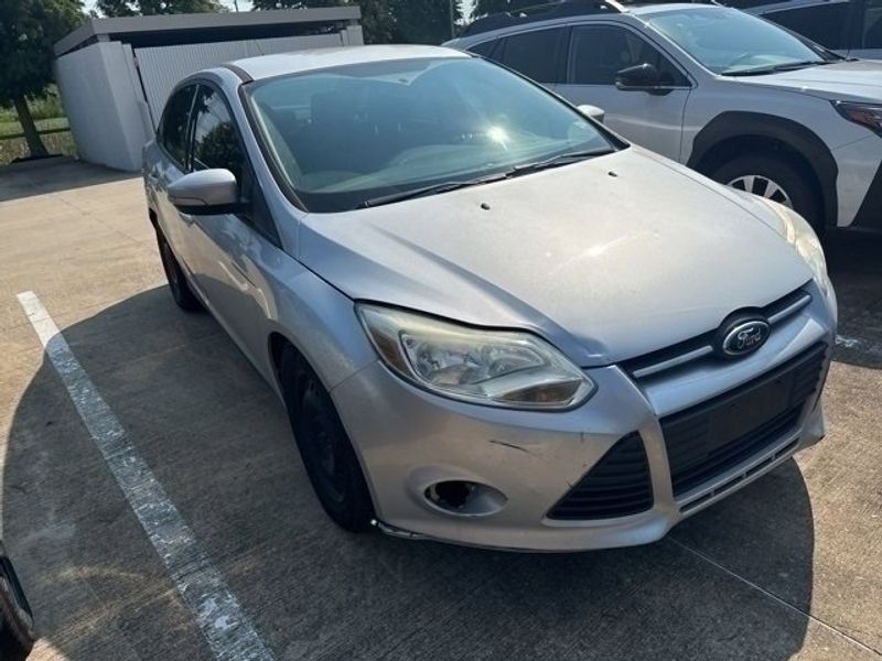 Used 2013 Ford Focus SE w/ Super Fuel Economy (SFE) Pkg image 1
