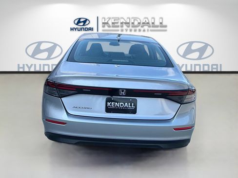 Used 2023 Honda Accord LX image 5