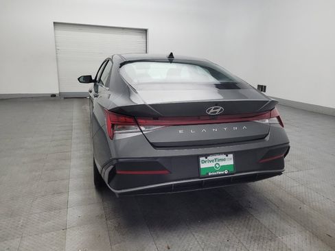 Used 2025 Hyundai Elantra SEL FWD image 6