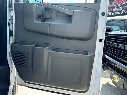 Used 2020 Chevrolet Express 2500 Extended w/ Driver Convenience Package image 10