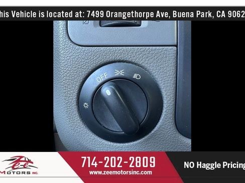 Used 2021 Nissan NV 2500 SV image 28