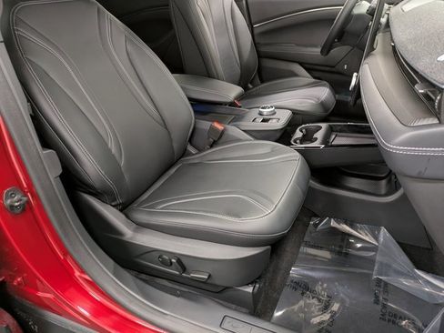 Certified 2024 Ford Mustang Mach-E Premium image 28