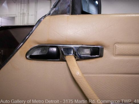 Used 1987 Mercedes-Benz 560 SL image 38