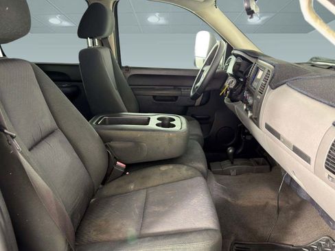 Used 2010 Chevrolet Silverado 1500 LS image 21