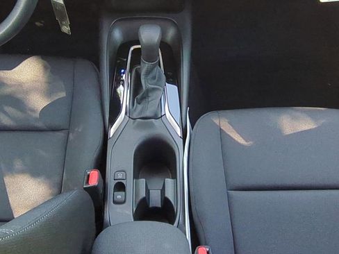 Used 2026 Toyota Corolla LE FWD image 14