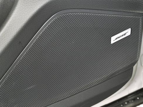 New 2026 Porsche Cayenne Coupe AWD/4WD image 7