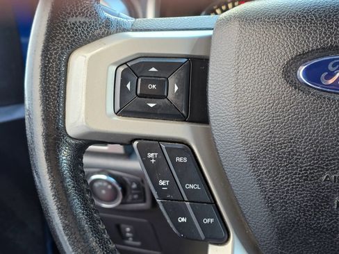 Used 2015 Ford F150 Lariat image 17