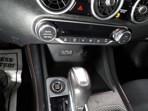 Used 2021 Nissan Sentra SR w/ Electronics Package image 16