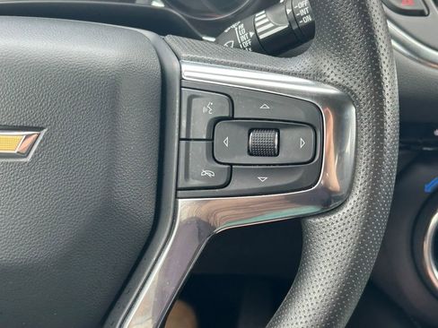 Used 2025 Chevrolet Blazer LT FWD image 36