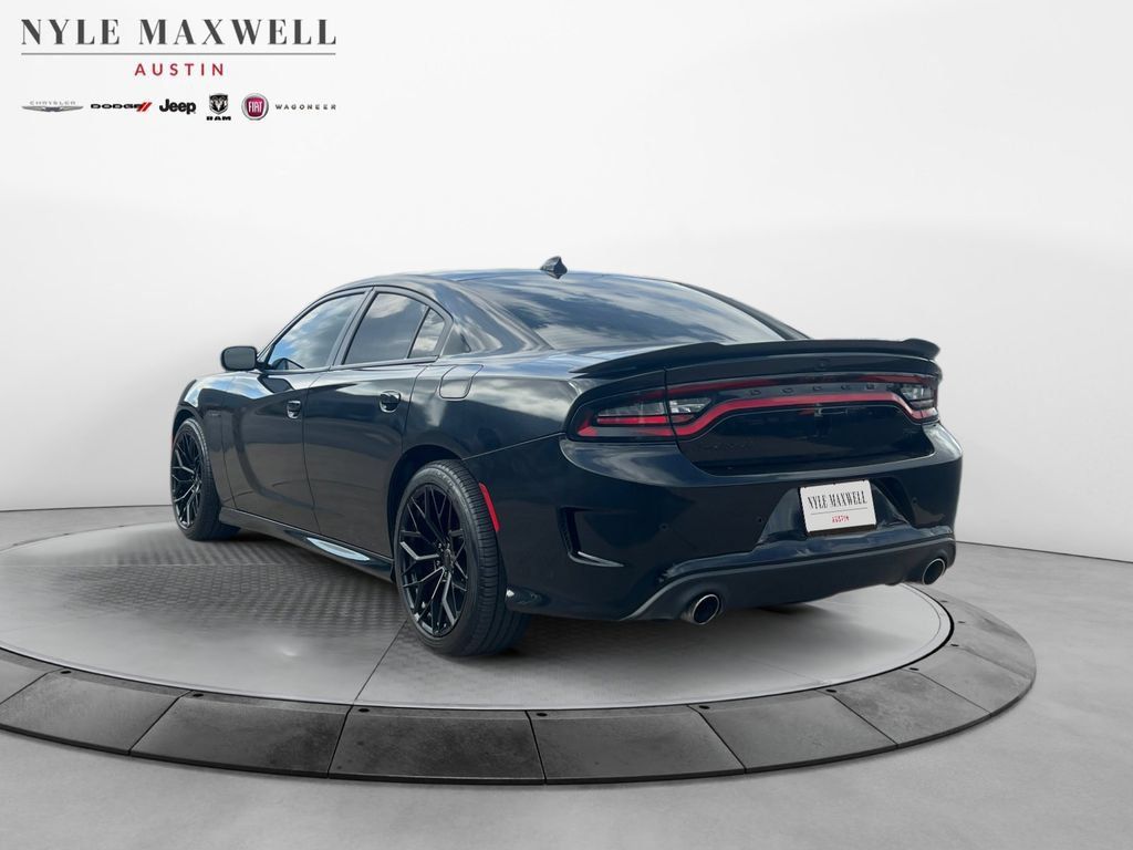 Used 2022 Dodge Charger R/T w/ Blacktop Package RWD image 4