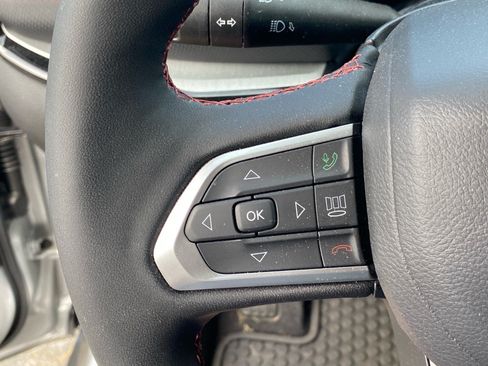 Used 2026 Jeep Compass Trailhawk w/ Sun, Sound & Navigation Group AWD/4WD image 20