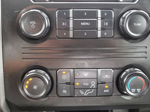 Used 2018 Ford F250 XL w/ Power Equipment Group RWD image 30