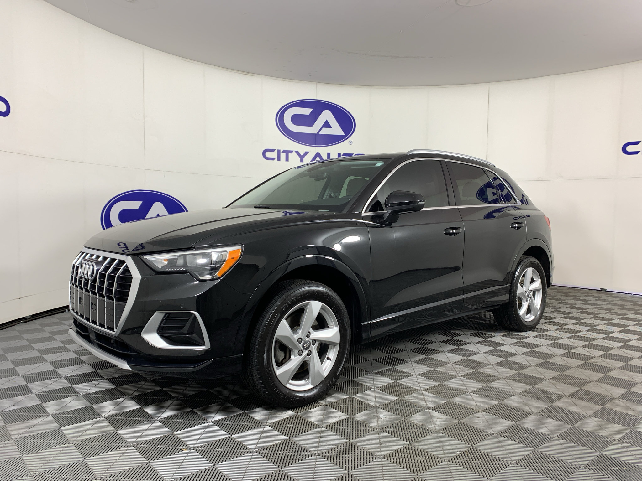 Used 2020 Audi Q3 2.0T Premium AWD/4WD image 7
