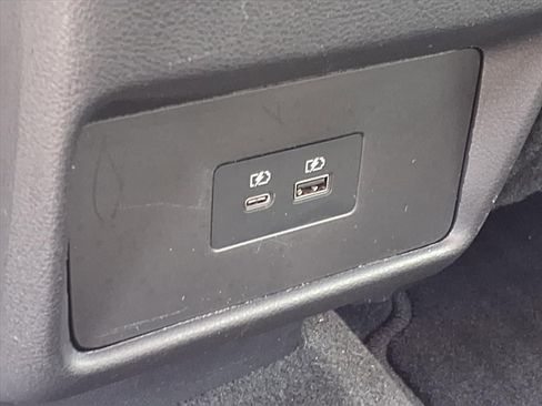 Certified 2022 Nissan Rogue SV image 14