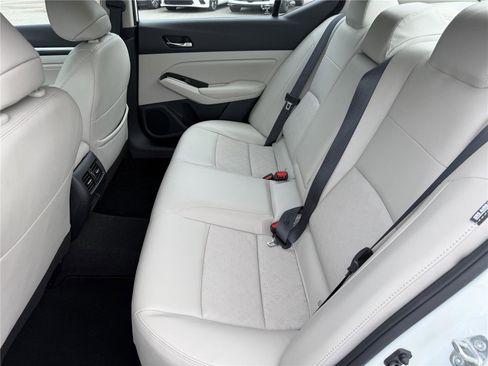 Used 2023 Nissan Altima 2.5 SL AWD/4WD image 25