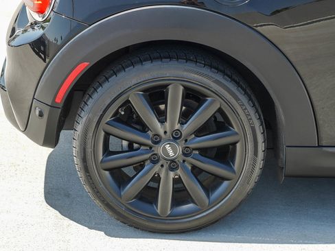 Used 2018 MINI Cooper S FWD image 12