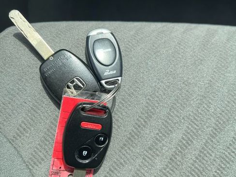 Used 2011 Honda Civic LX image 14