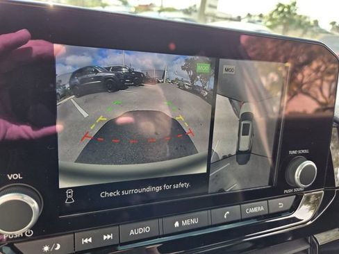 Used 2025 Nissan Pathfinder Rock Creek image 34