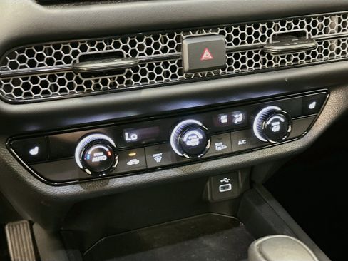 Used 2025 Honda HR-V Sport image 23