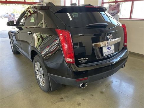 Used 2015 Cadillac SRX Luxury w/ Driver Awareness Package image 9