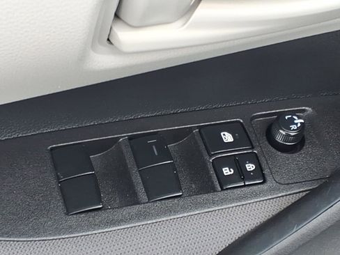 Certified 2025 Toyota Corolla LE image 14