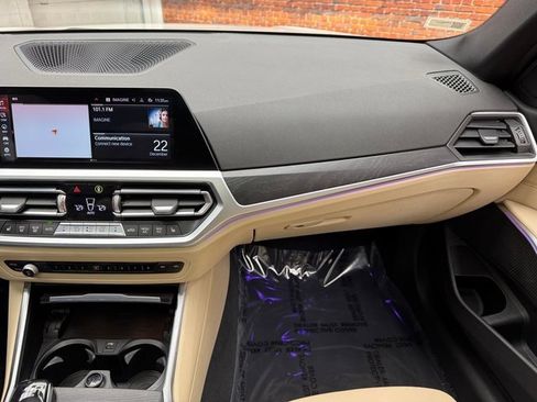 Used 2020 BMW 330i xDrive Sedan w/ Premium Package image 17