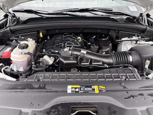 Certified 2023 Jeep Grand Cherokee Altitude AWD/4WD image 34