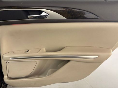 Used 2016 Lincoln MKZ w/ Equipment Group 300A Reserve image 38