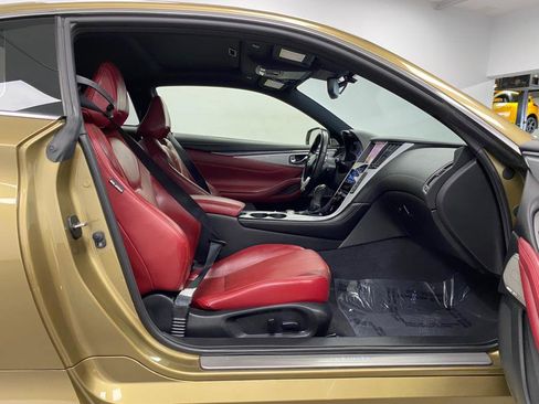 Used 2018 INFINITI Q60 Red Sport 400 image 25