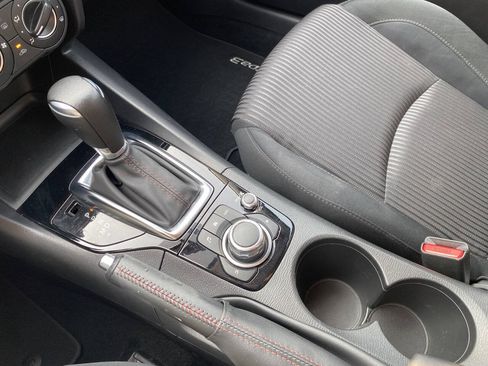 Used 2016 MAZDA MAZDA3 i Touring FWD image 31
