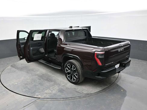 New 2025 GMC Sierra EV Denali image 55