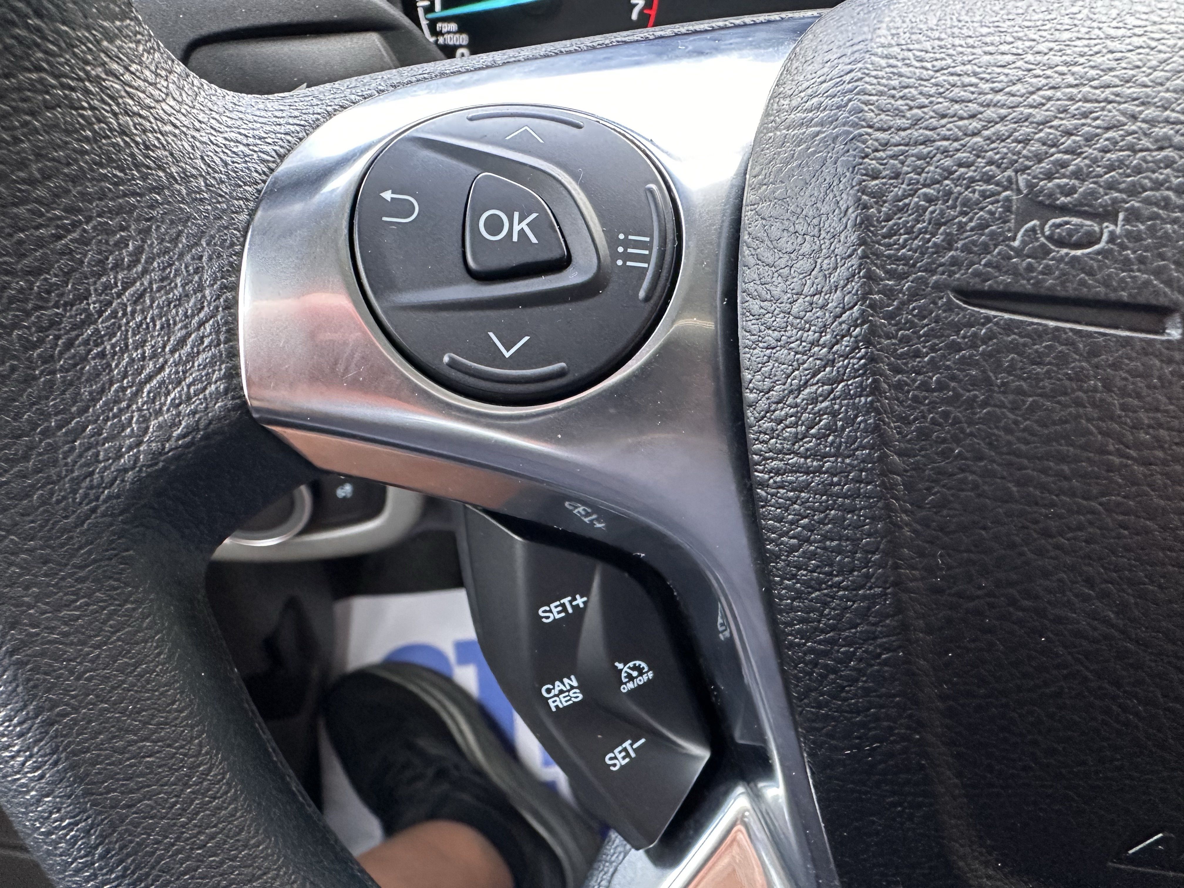 Certified 2023 Ford Transit Connect XL FWD image 21