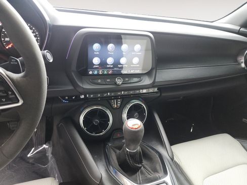 Used 2022 Chevrolet Camaro SS RWD image 11