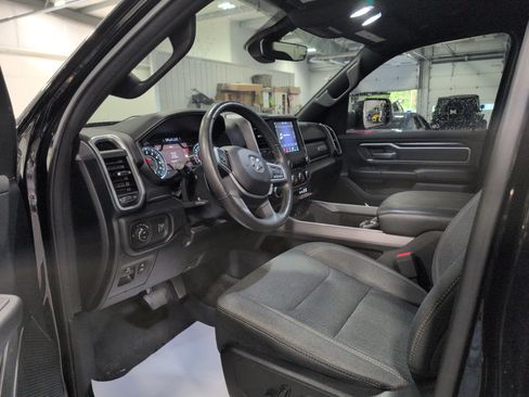 Used 2021 RAM 1500 Big Horn AWD/4WD image 7