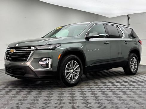 Used 2023 Chevrolet Traverse LT w/ LPO, Floor Liner Package FWD image 2
