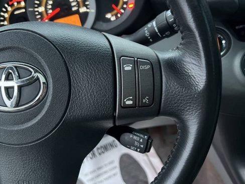 Used 2010 Toyota RAV4 Limited AWD/4WD image 17