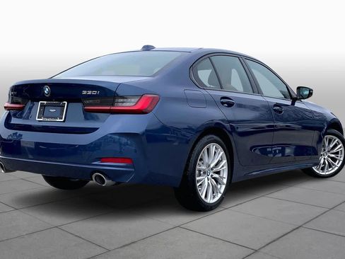 Used 2023 BMW 330i xDrive Sedan w/ Driving Assistance Package image 12