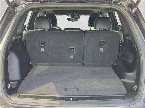 Used 2023 Jeep Grand Cherokee Altitude AWD/4WD image 6