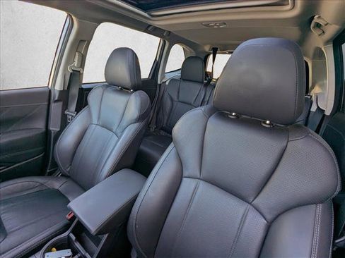 Used 2023 Subaru Forester Touring image 9