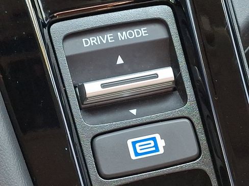 Used 2024 Honda Accord Touring image 24