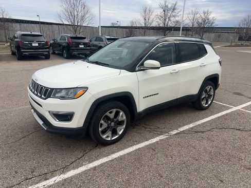 Used 2019 Jeep Compass Limited image 1