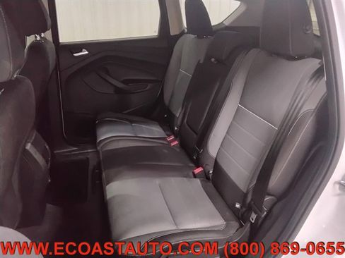 Used 2014 Ford Escape SE image 16