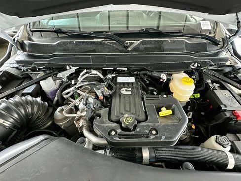 New 2026 RAM 3500 Tradesman AWD/4WD image 17