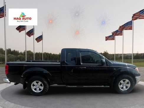 Used 2010 Nissan Frontier SE w/ SE Value Truck Pkg image 4