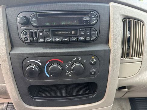 Used 2004 Dodge Ram 1500 Truck SLT w/ Sport Appearance Group RWD image 9