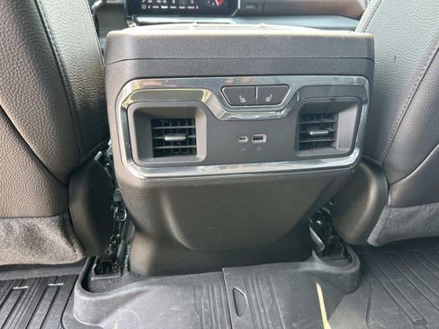 Used 2024 GMC Sierra 2500 Denali w/ Technology Package AWD/4WD image 22