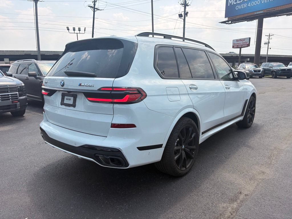 Used 2024 BMW X7 M60i AWD/4WD image 8
