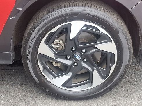 Certified 2024 Subaru Crosstrek 2.5i Limited w/ Crosstrek Mirror Package image 8