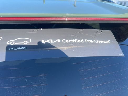 Certified 2023 Kia Niro EX image 35